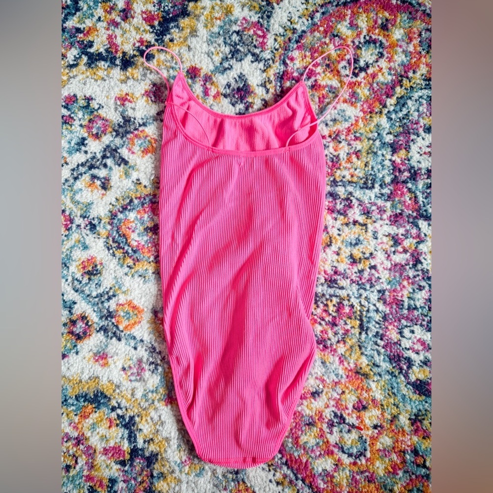 Aritzia Sunday Best Seamless Bodysuit - Picture 4 of 4